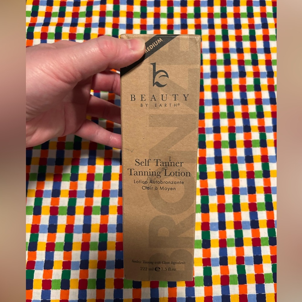 New Beauty by Earth Self Tanner Tanning Lotion